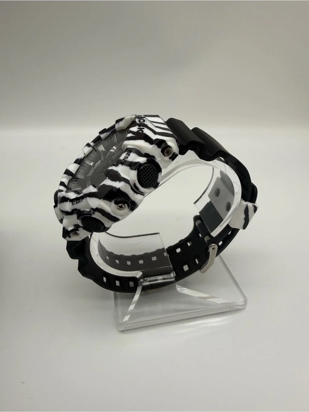 Casio G-Shock GA-700SK Custom B&W Art Watch
